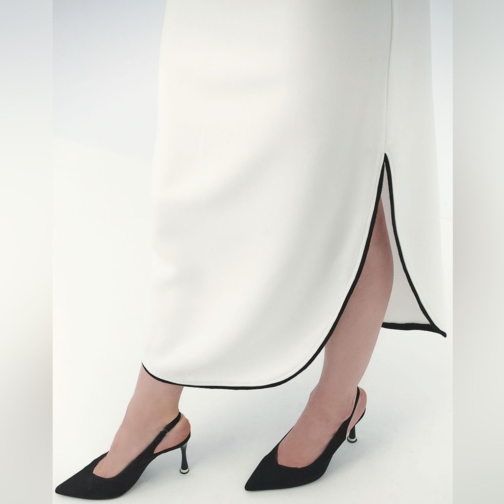 BRAND NEW Nevro Polaris White and Black Trim Midi Skirt in Size XS/36 - Picture 3 of 9